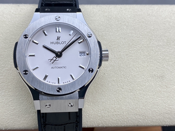 ウブロコピー時計全体デザイン